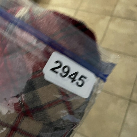 Coleman Red & Gray Plaid Long Sleeve Button Down Flannel Shirt Men's Size Large - Picture 6 of 6